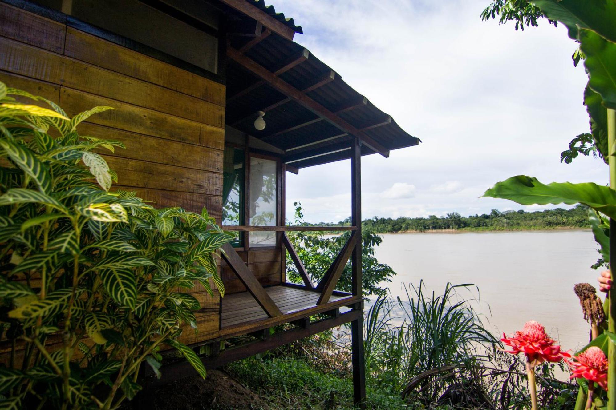 Amazon Planet Hotel Tambopata Екстериор снимка